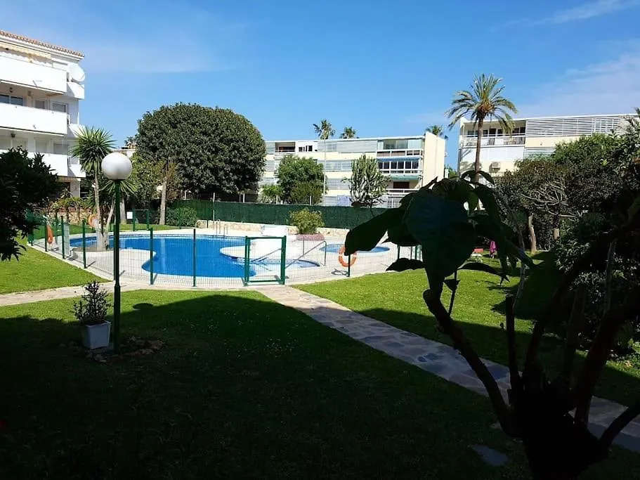Beautiful Apartment In La Carihuela, 托雷莫利诺斯 西班牙